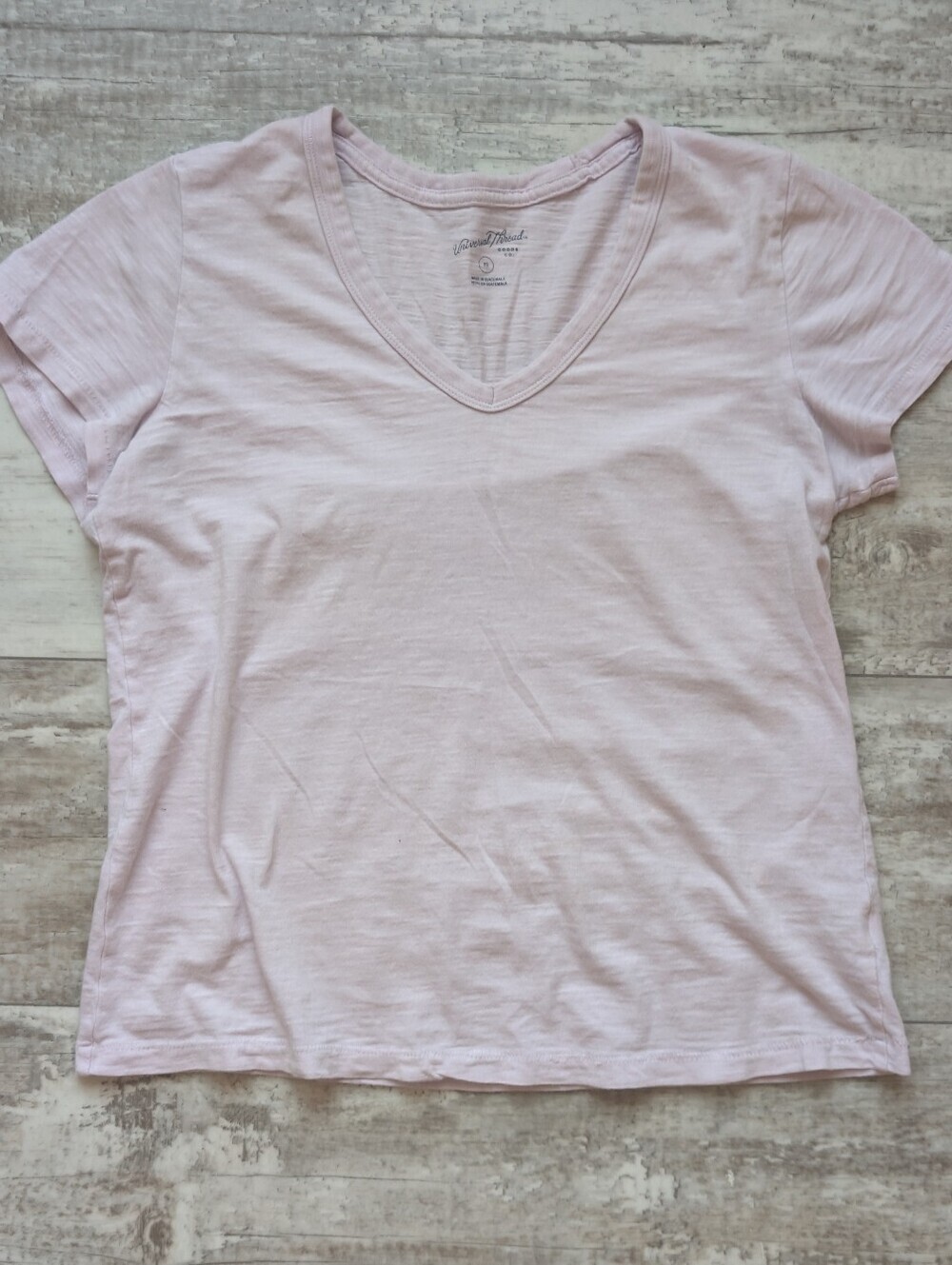 Universal Thread Light Pin/Lilac  V-Neck Short Sleeve Tee
